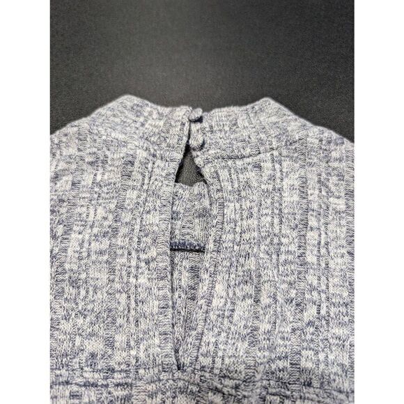 Antropologie PURE + GOOD Sleeveless Top with High 2 Neck Buttons & Round Hip Des - Picture 4 of 7